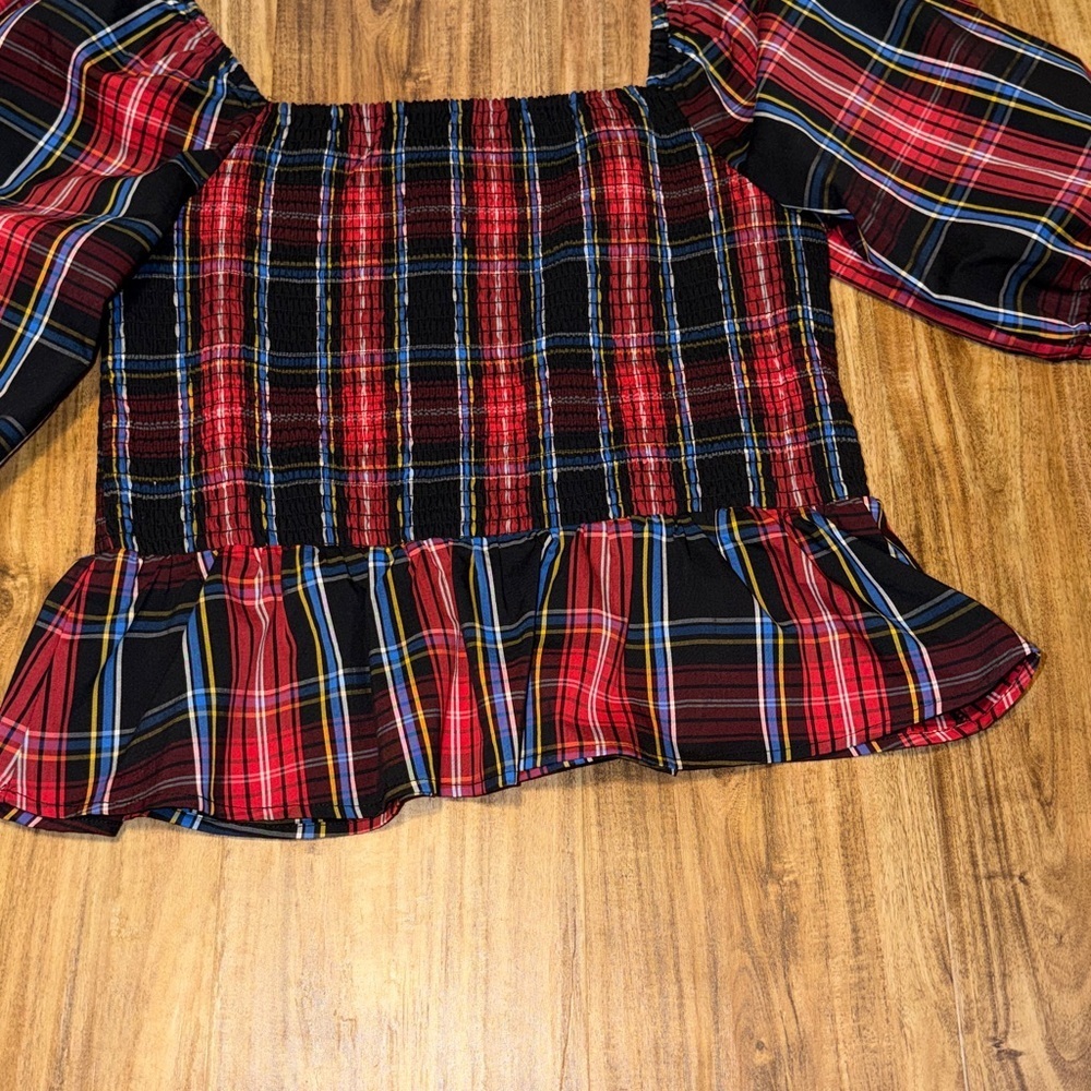 Draper James womens large Top Smocked Peplum Puff Sleeves Red Black Plaid nwot - Picture 6 of 9
